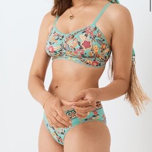 Spell & The Gypsy Hendrix Bralette Panty Set Small